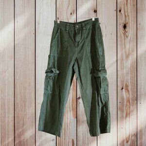 HT Demin, High Rise Carpenter Crop Pants, Size 3 (Waist 30) - Green